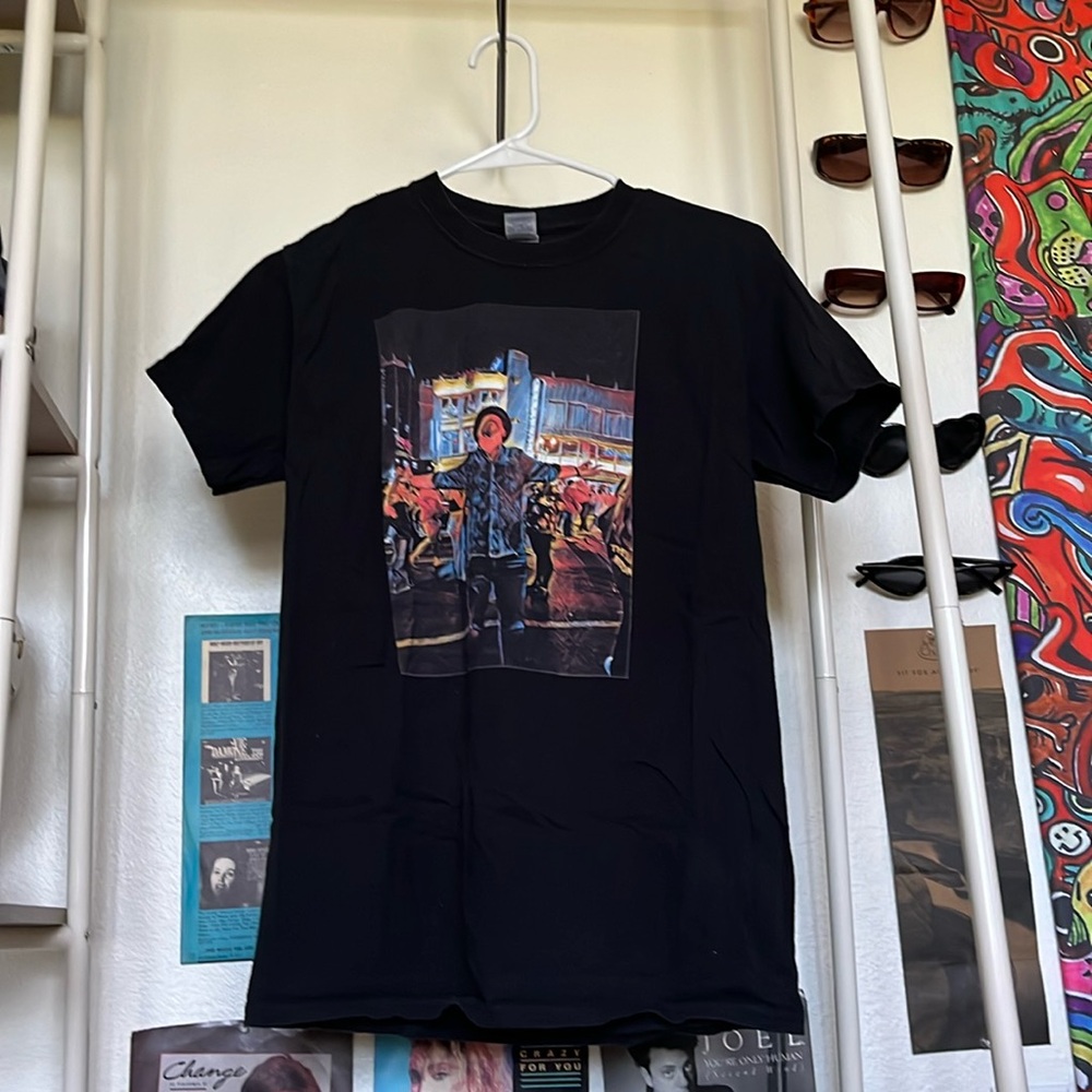 black graphic tee
